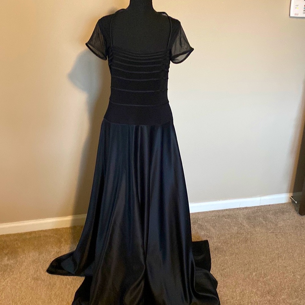 Tadashi Black evening gown long, mesh stripes beautiful, s:L